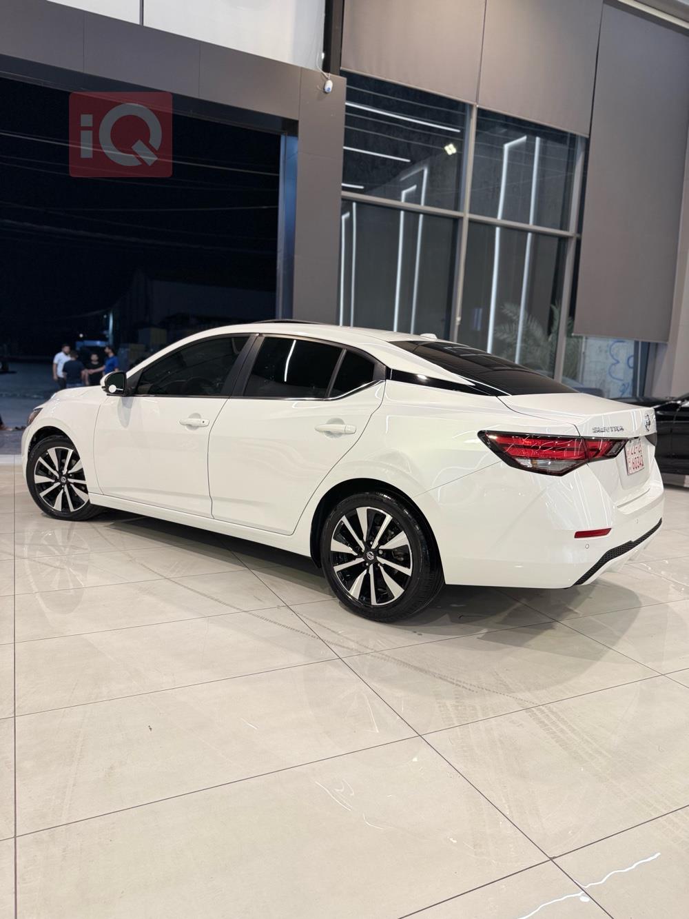 نیسان سێنترا